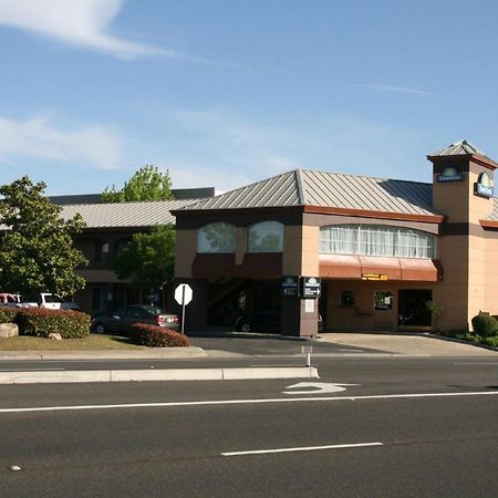 Days Inn By Wyndham Rocklin/Sacramento Exterior photo